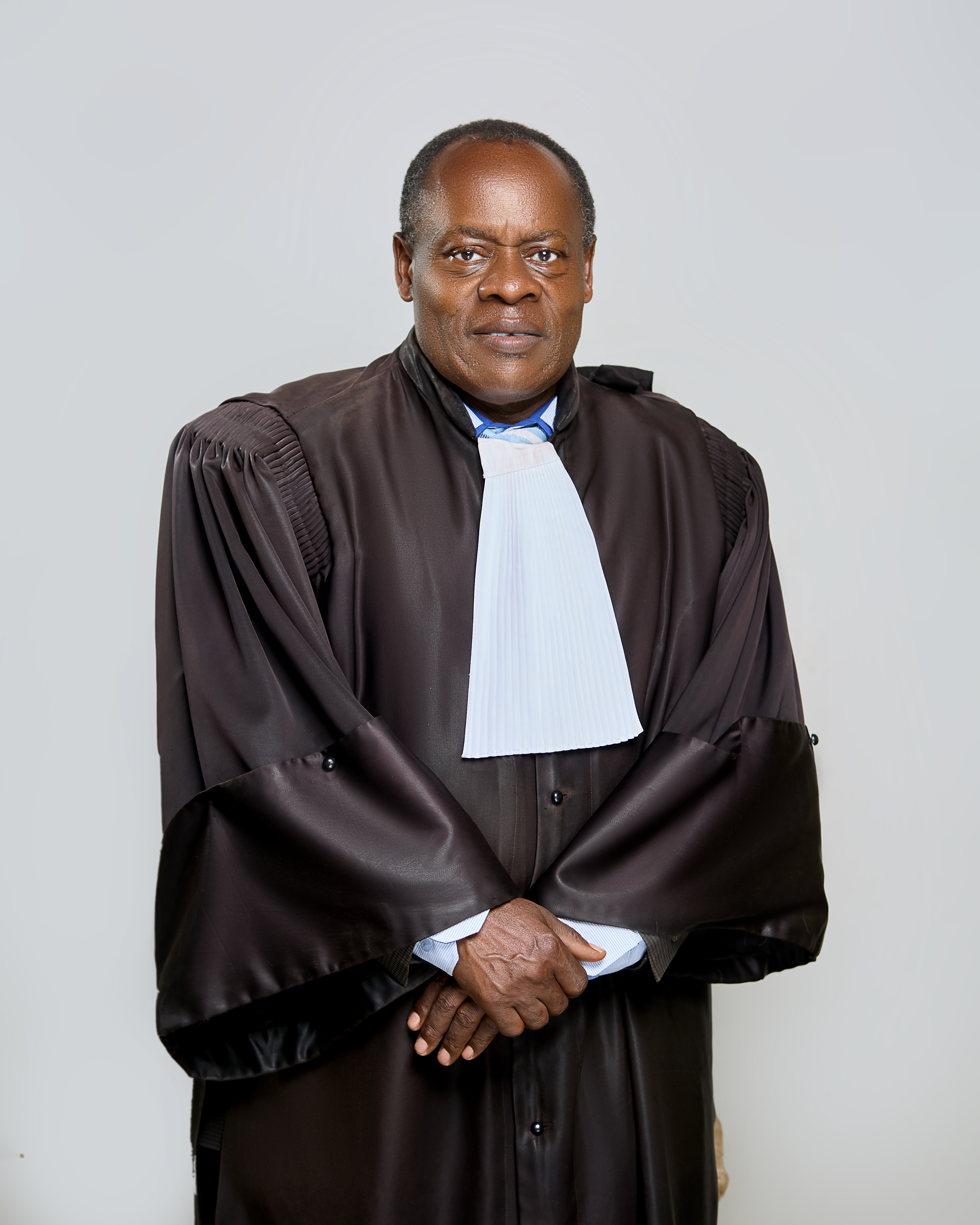 Senior lawyer